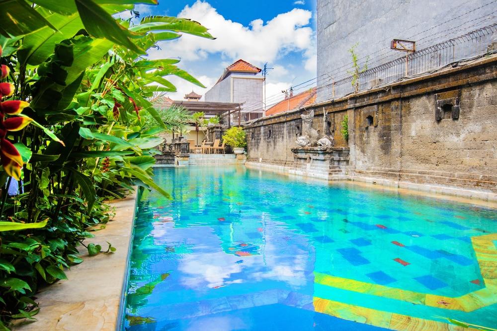เรสทู บาลี โฮเต็ล Hotel เลอกีอัน ภายนอก รูปภาพ