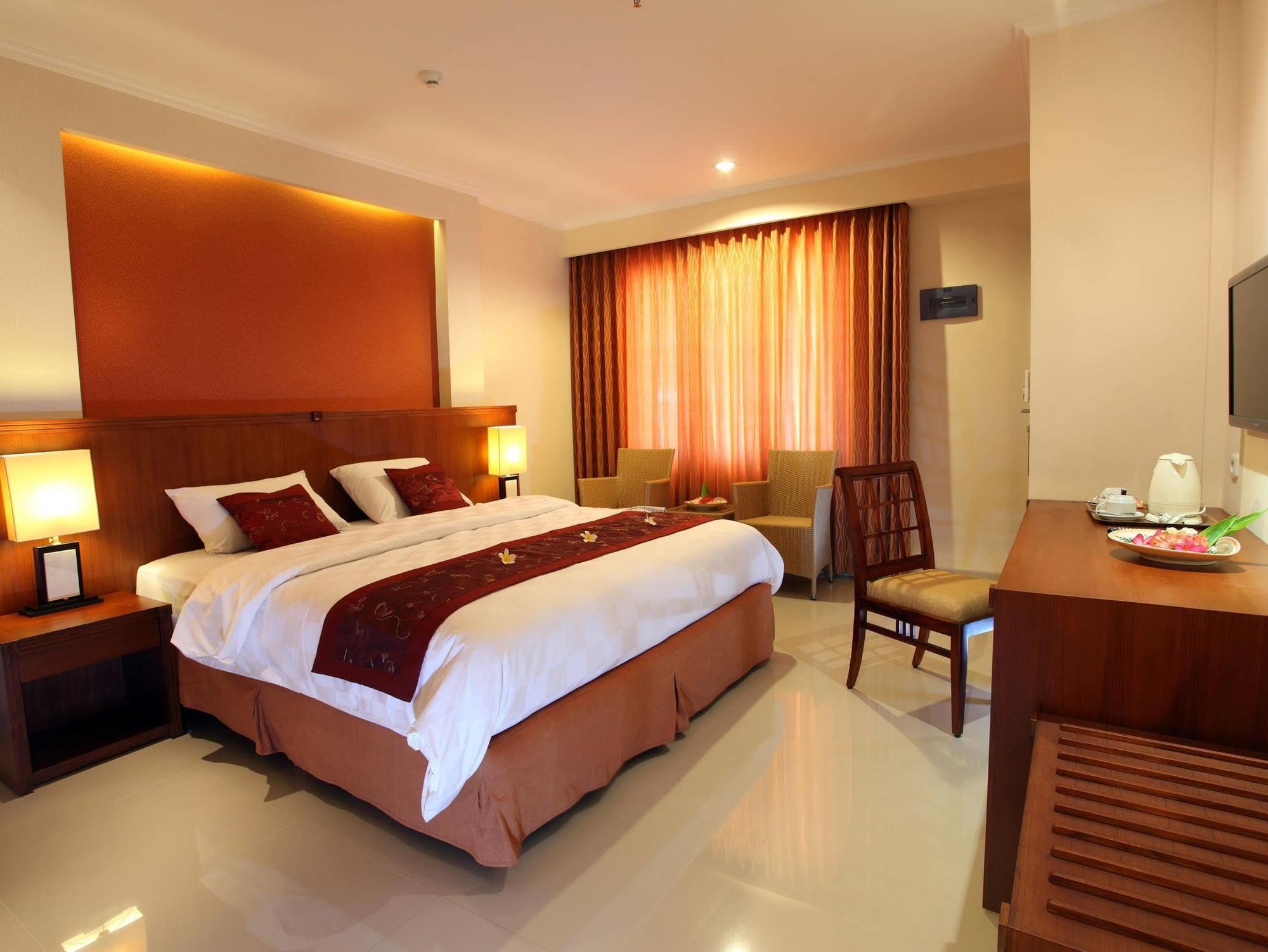เรสทู บาลี โฮเต็ล Hotel เลอกีอัน ภายนอก รูปภาพ